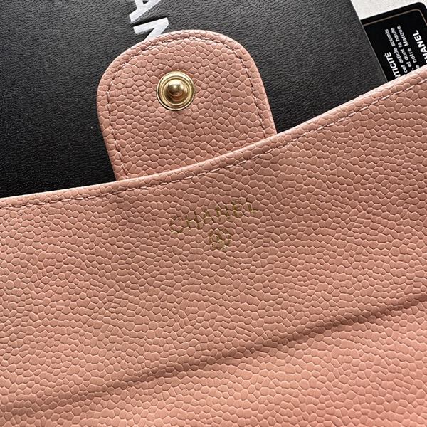 コピーシャネル激安財布着用イメージ